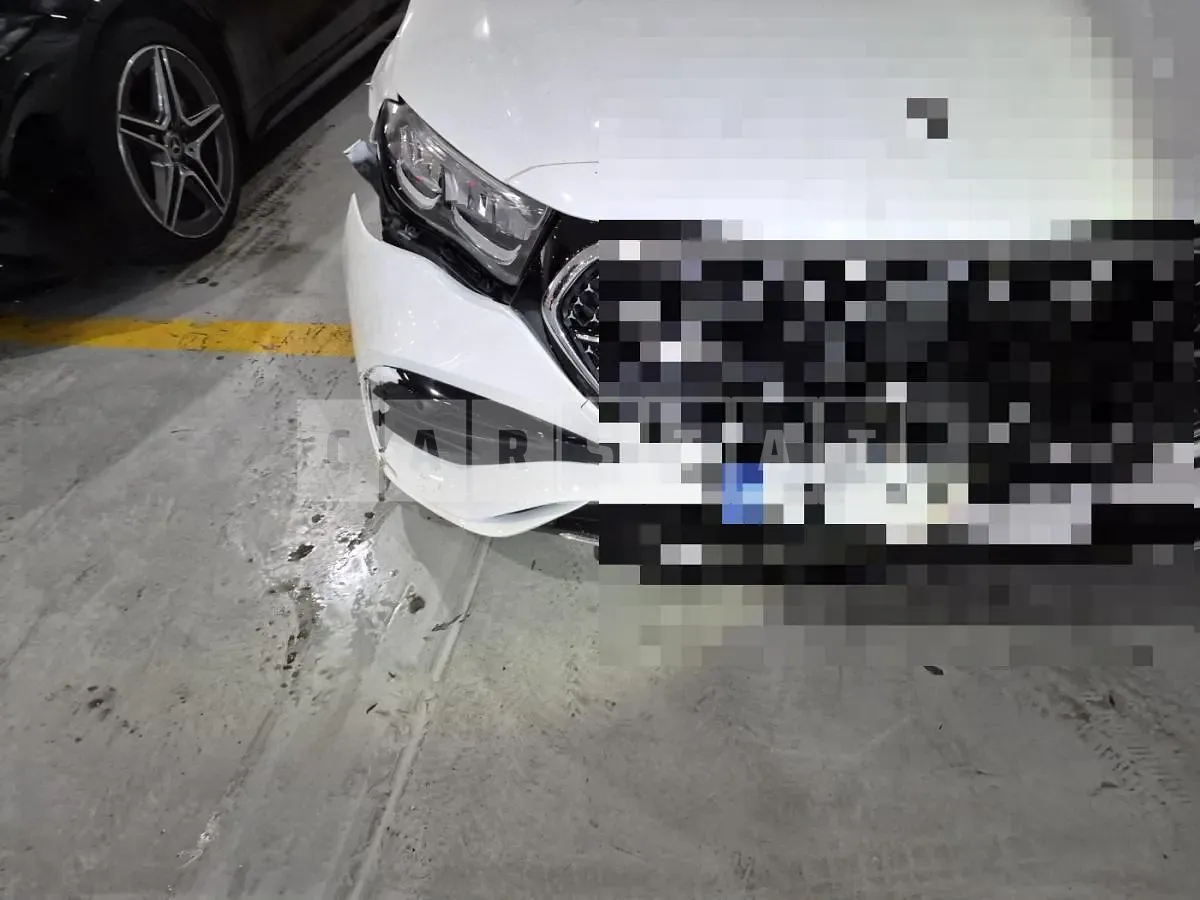 Photo 3 of 3: 2025 Mercedes-Benz (parts) E200 Headlamp — Korean insurance auction