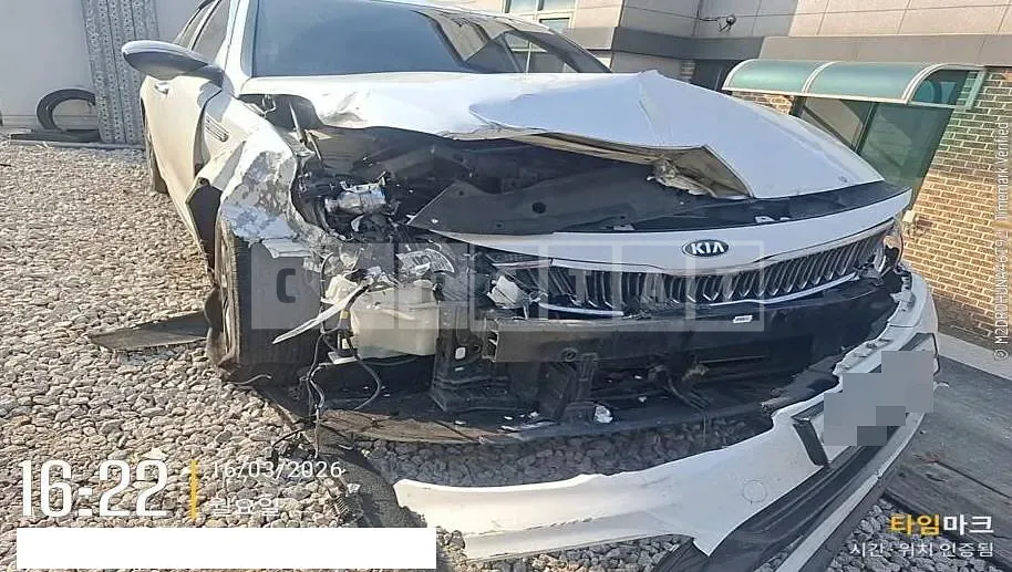 Photo 2 of 5: 2019 Kia K5 2.0(LPI) — Korean insurance auction
