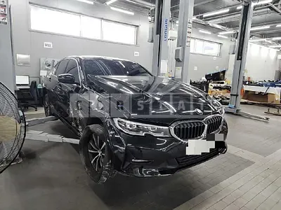Photo 1 of 27: 2019 BMW 320d, VIN WBA5V510XKAJ53823 — Korean insurance auction
