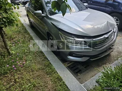 Photo 1 of 19: 2017 Honda Accord 2.4, VIN 1HGCR2G80HA511623 — Korean insurance auction