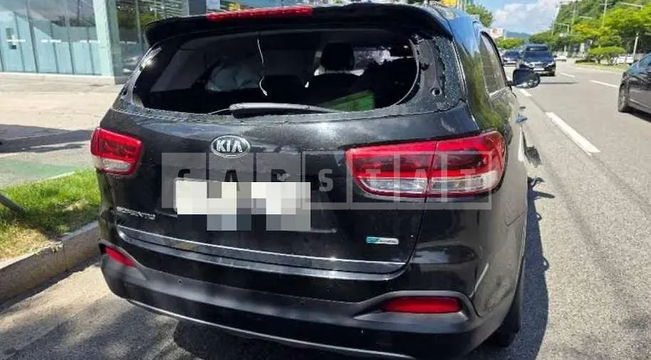 Photo 2 of 7: 2017 Kia Sorento — Korean insurance auction