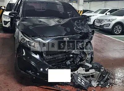 Photo 1 of 5: 2017 Kia Carnival, VIN KNAMC81ABHS344622 — Korean insurance auction