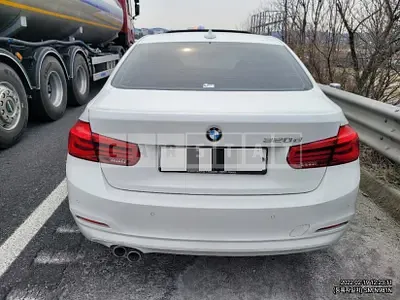 Photo 1 of 14: 2017 BMW 320d, VIN WBA8C5107HA068224 — Korean insurance auction
