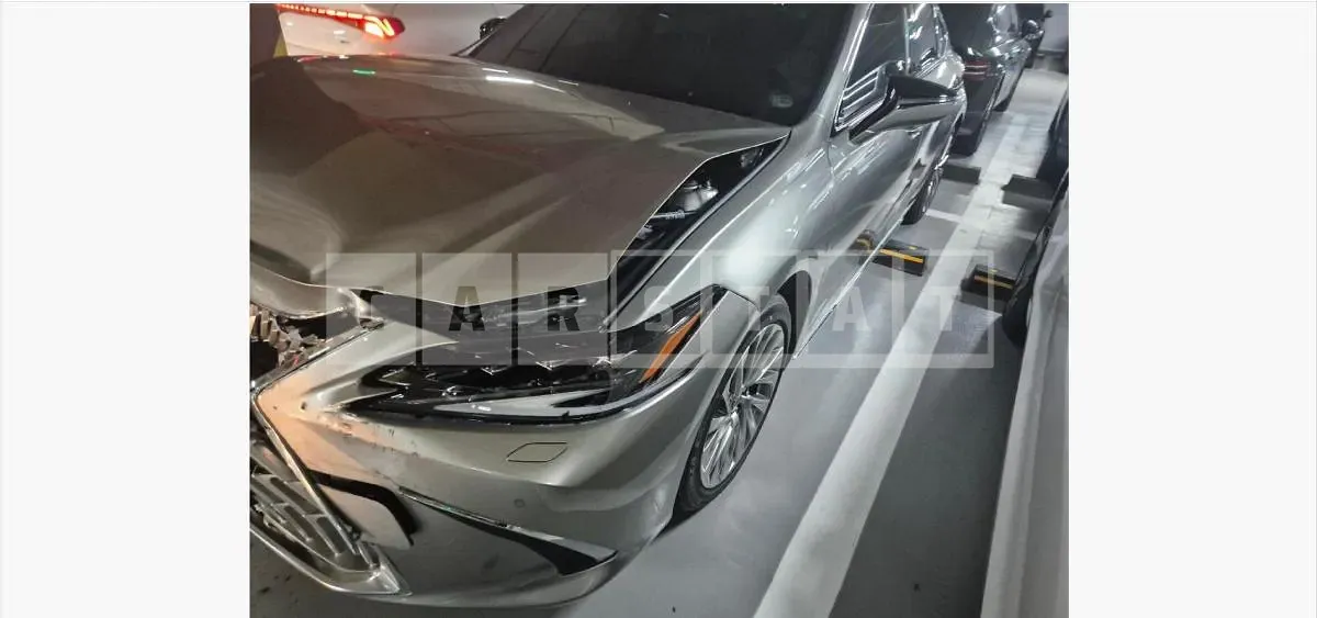 Photo 2 of 55: 2025 Lexus ES300h — Korean insurance auction