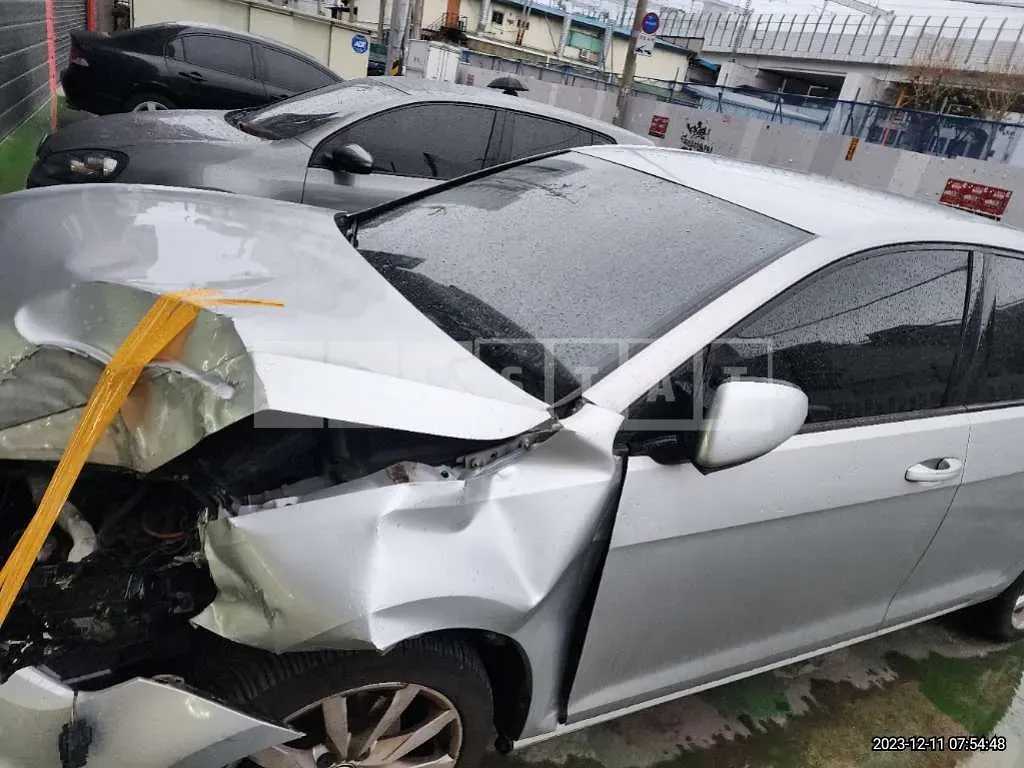 Photo 2 of 32: 2015 Volkswagen Golf 1.6 TDI BMT, VIN WVWZZZAUZFW331952 — Korean insurance auction