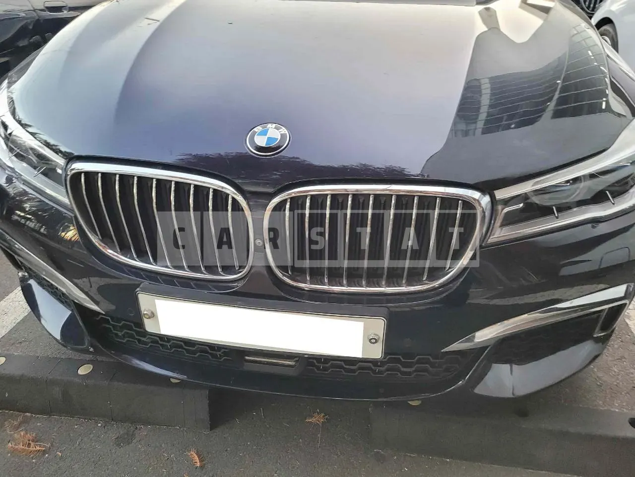Photo 2 of 48: 2018 BMW 740Li xDrive, VIN WBA7E4105JGV27107 — Korean insurance auction