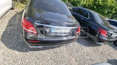Photo 1 of 16: 2018 Mercedes-Benz E220 d, VIN WDDZF0EB1KA501384 — Korean insurance auction