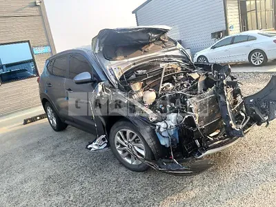 Photo 1 of 30: 2018 Hyundai Tucson, VIN KMHJ281ABJU784850 — Korean insurance auction