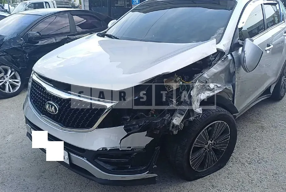 Photo 2 of 11: 2015 Kia Sportage — Korean insurance auction