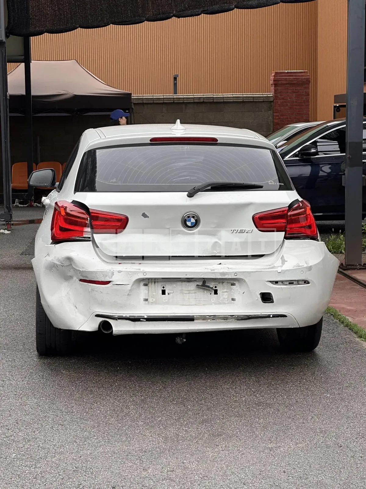 Photo 2 of 53: 2016 BMW 118d, VIN WBA1S5104G5D22938 — Korean insurance auction