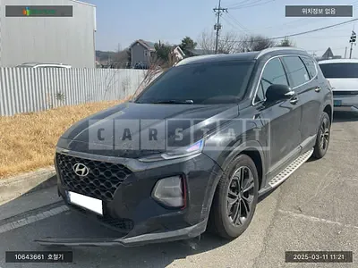 Photo 1 of 11: 2018 Hyundai Santa Fe, VIN KMHS381CDKU041854 — Korean insurance auction