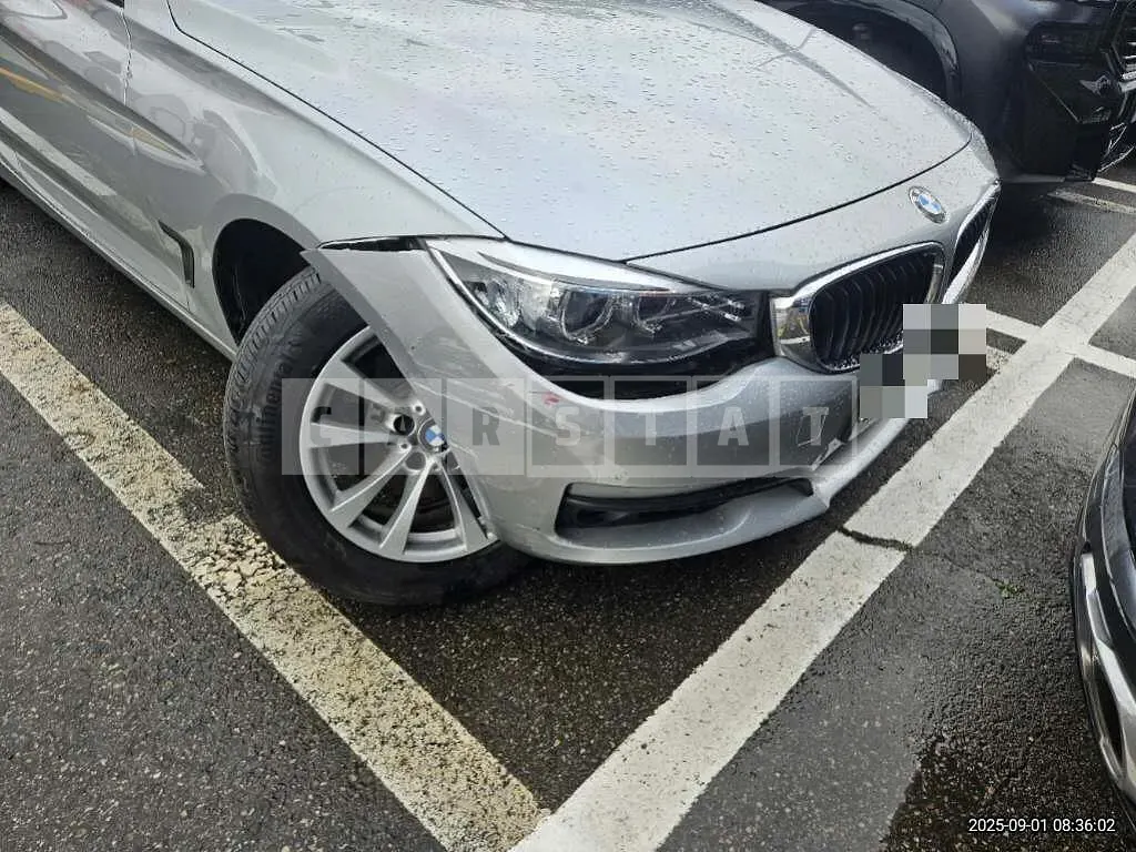 Photo 2 of 18: 2016 BMW 320d GT — Korean insurance auction