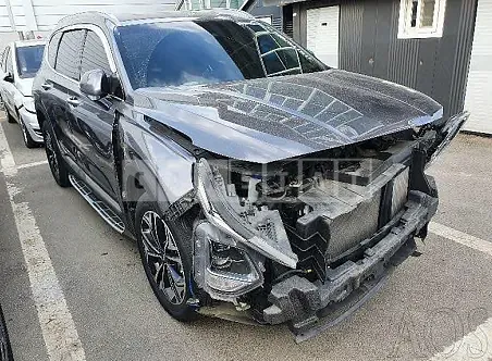 Photo 2 of 21: 2019 Hyundai Santa Fe, VIN KMHS381ABKU120945 — Korean insurance auction