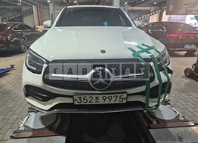 Photo 1 of 8: 2020 Mercedes-Benz GLC300 e 4Matic Coupe — Korean insurance auction