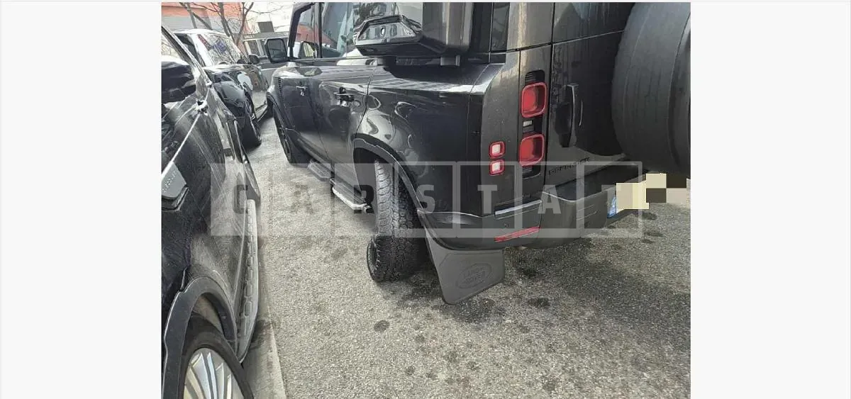 Photo 2 of 27: 2022 Land Rover Defender 110 D250 — Korean insurance auction