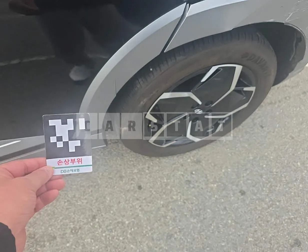 Photo 2 of 9: 2021 Hyundai IONIQ 5, VIN KMHKN81CPNU065693 — Korean insurance auction