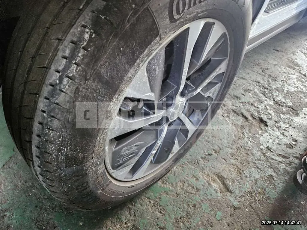 Photo 2 of 2: 2022 Hyundai (parts) Palisade Wheel — Korean insurance auction