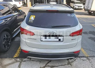Photo 1 of 10: 2015 Hyundai Santa Fe DM — Korean insurance auction