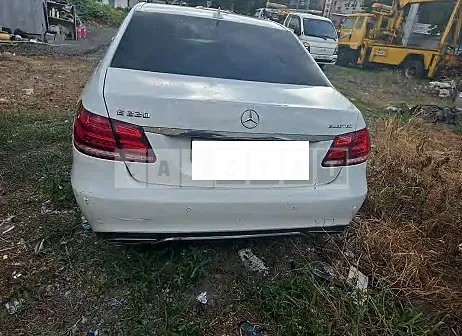 Photo 2 of 14: 2016 Mercedes-Benz E220 BlueTec — Korean insurance auction
