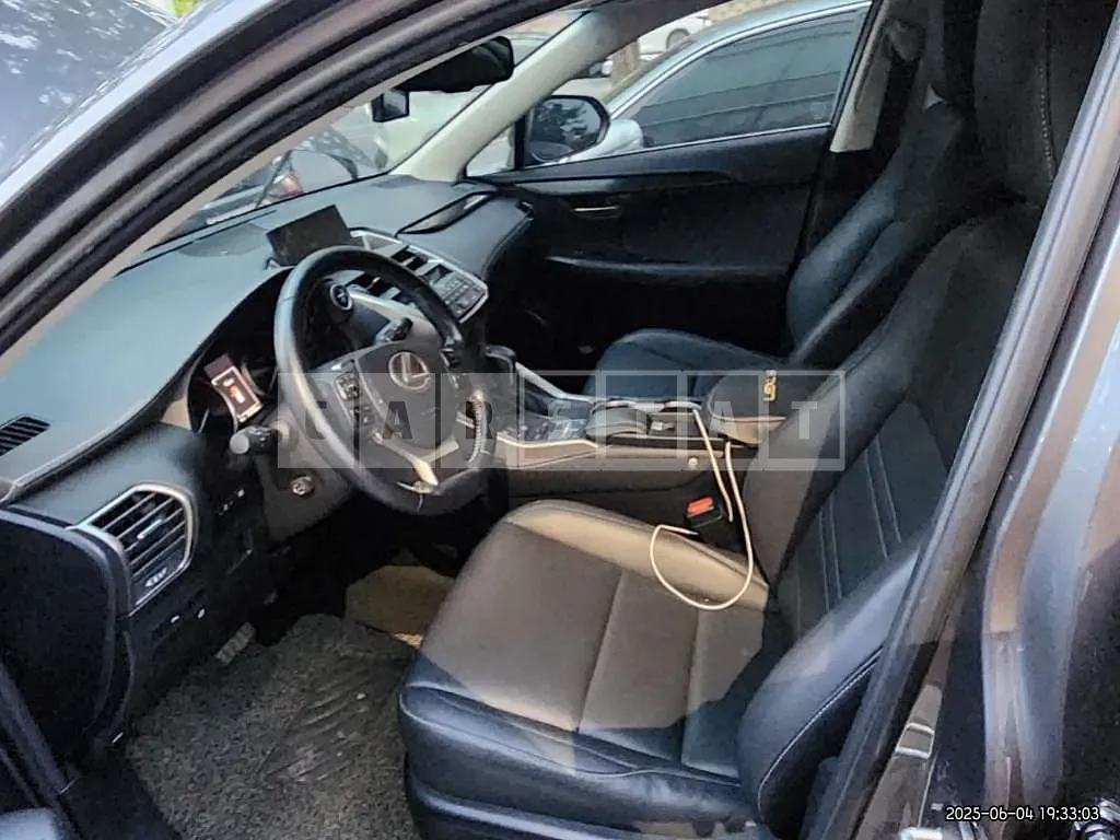 Photo 2 of 23: 2017 Lexus NX300h — Korean insurance auction