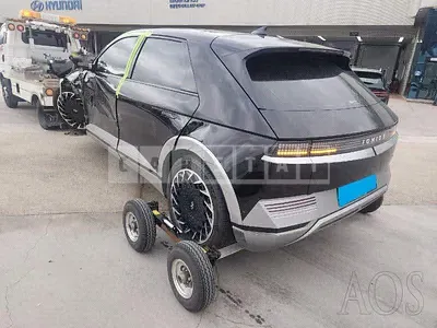 Photo 1 of 11: 2022 Hyundai IONIQ 5, VIN KMHKR81CPNU082810 — Korean insurance auction