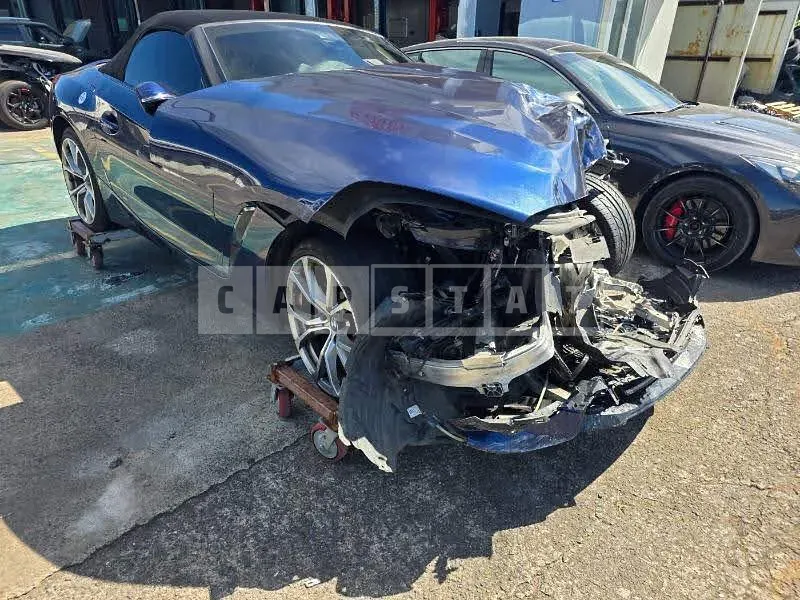Photo 2 of 38: 2021 BMW Z4 sDrive20i, VIN WBAHF7107MWX18766 — Korean insurance auction
