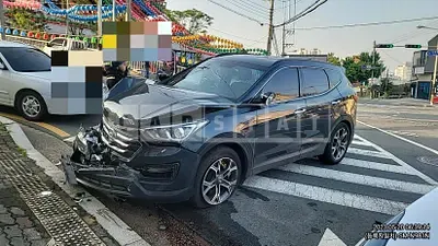 Photo 1 of 9: 2015 Hyundai Santa Fe 2.0, VIN KMHSW81UBFU493675 — Korean insurance auction
