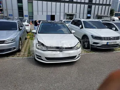 Photo 1 of 6: 2016 Volkswagen Golf 2.0 TDI BMT, VIN WVWZZZAUZGW179931 — Korean insurance auction