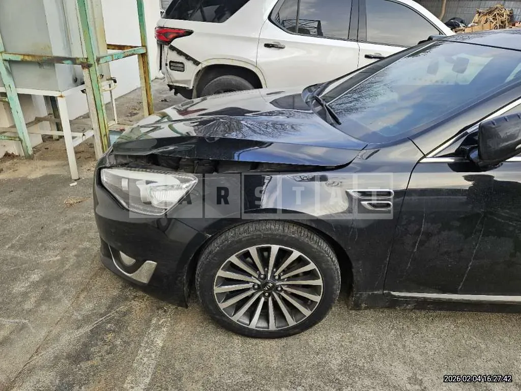 Photo 2 of 11: 2015 Kia K7 — Korean insurance auction