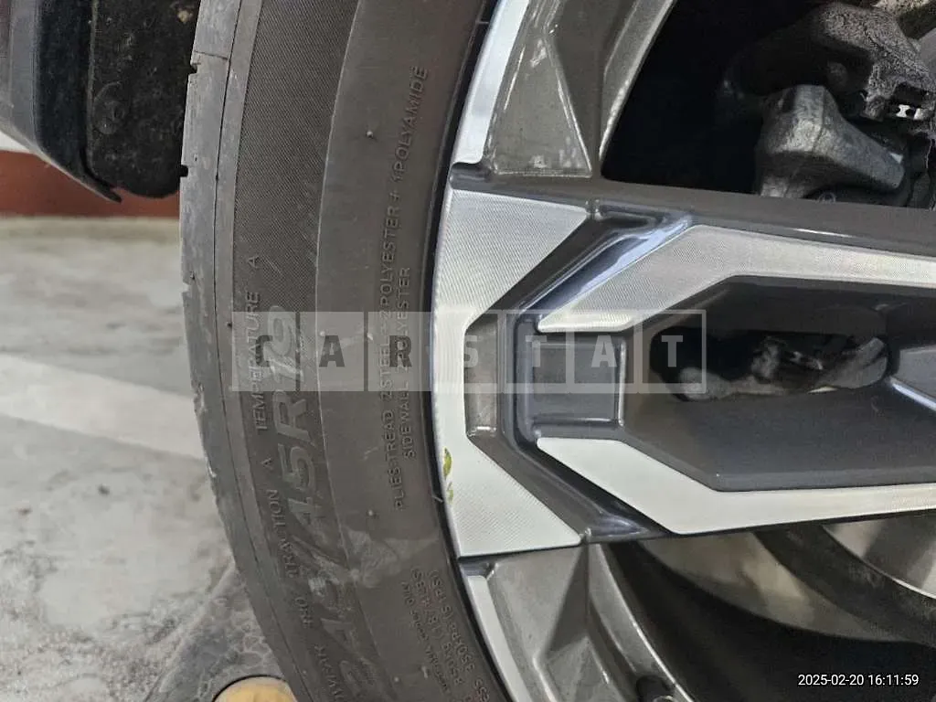 Photo 2 of 3: 2023 BMW (parts) X1 sDrive18d Wheel — Korean insurance auction