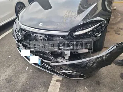 Photo 1 of 30: 2022 Mercedes-Benz EQS 450+ — Korean insurance auction