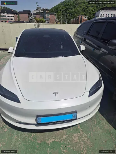 2025 Tesla Model 3 Long Range