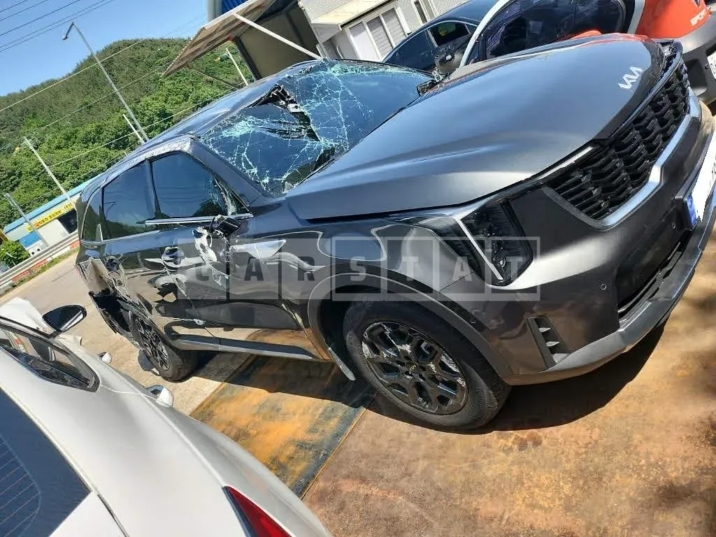 Photo 2 of 46: 2024 Kia Sorento Hybrid, VIN KNARK81GBRA279550 — Korean insurance auction