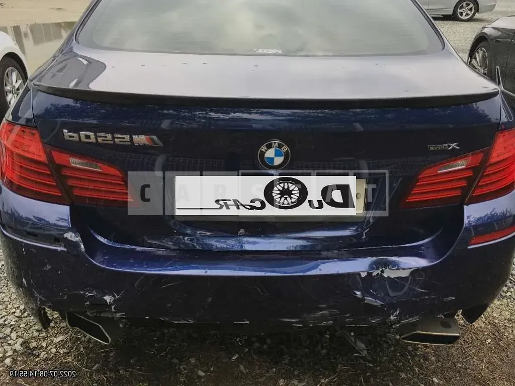 Photo 2 of 9: 2016 BMW 520d, VIN WBA5E5106GG069485 — Korean insurance auction
