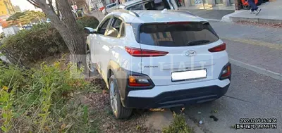 Photo 1 of 8: 2020 Hyundai Kona, VIN KMHK4815GLU500662 — Korean insurance auction