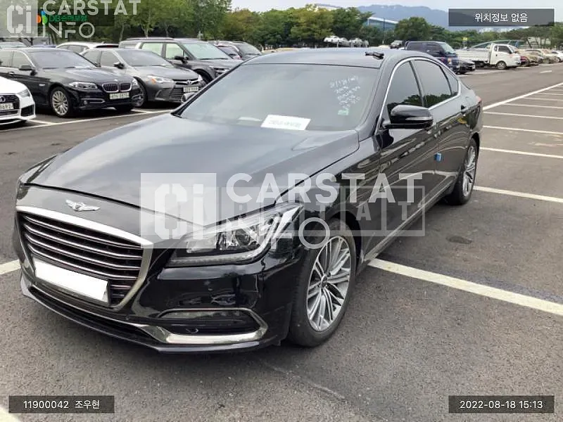 Photo 2 of 11: 2017 Genesis G80, VIN KMHGL41DBJU252698 — Korean insurance auction