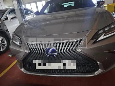 Photo 1 of 13: 2019 Lexus ES300h — Korean insurance auction
