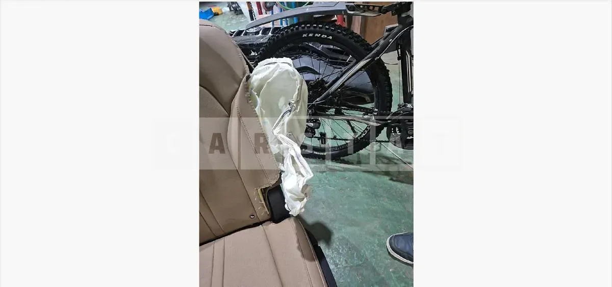Photo 3 of 3: 2024 Kia (parts) Sorento Seat — Korean insurance auction