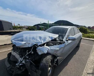 Photo 1 of 19: 2016 Mercedes-Benz C 200 — Korean insurance auction