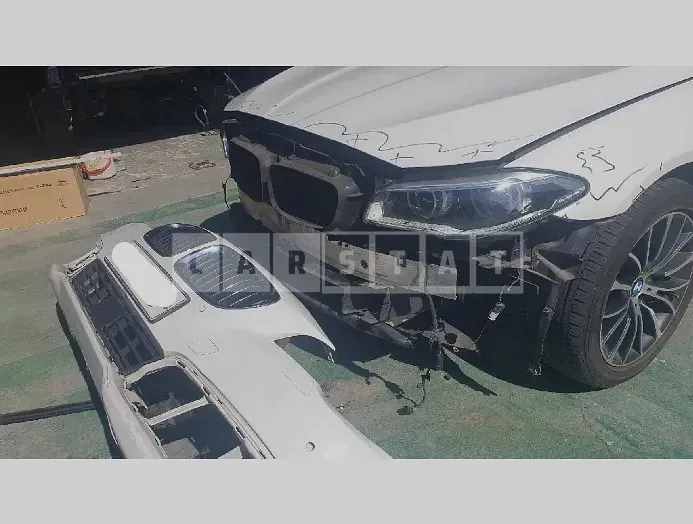 Photo 2 of 9: 2016 BMW 520d, VIN WBA5E5109GG203678 — Korean insurance auction