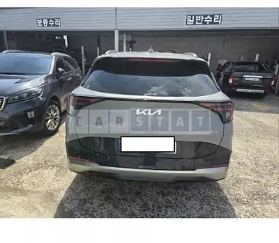 Photo 1 of 43: 2025 Kia Sportage — Korean insurance auction