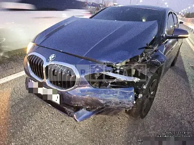 Photo 1 of 11: 2020 BMW 118d — Korean insurance auction