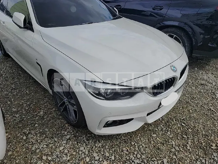 Photo 2 of 6: 2018 BMW 420i Coupe, VIN WBA4S3109JAG49464 — Korean insurance auction