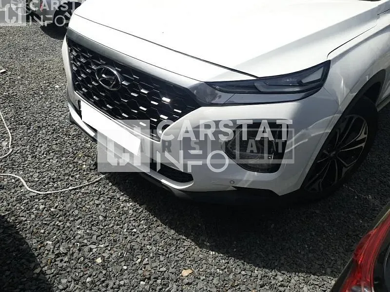 Photo 2 of 29: 2019 Hyundai Santa Fe, VIN KMHS381ABKU176707 — Korean insurance auction