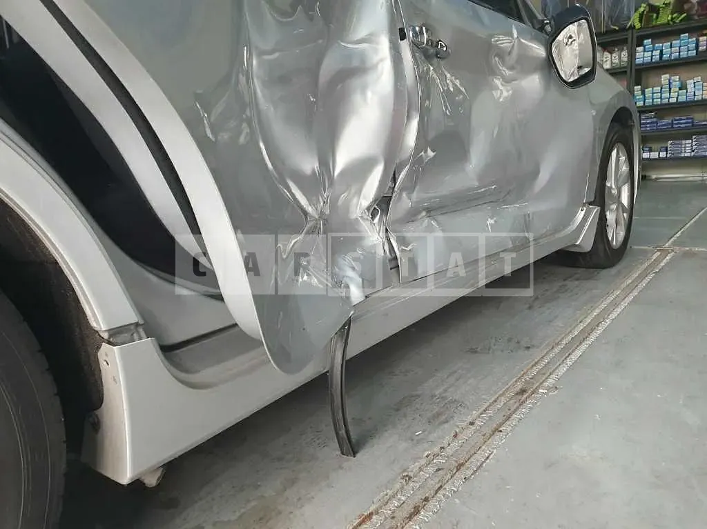 Photo 2 of 18: 2015 Nissan Altima 2.5, VIN 1N4AL3AP2FC137320 — Korean insurance auction