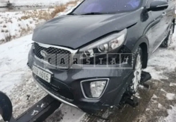 Photo 2 of 16: 2015 Kia Sorento, VIN KNAPS81ABFA093456 — Korean insurance auction