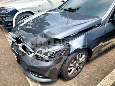 Photo 1 of 15: 2016 Mercedes-Benz E220 — Korean insurance auction