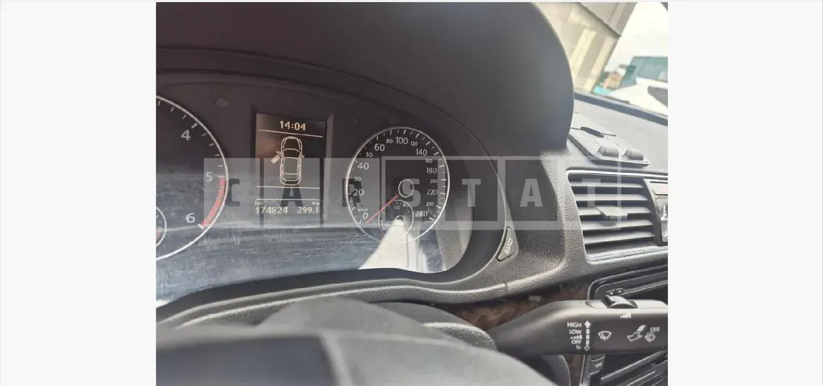 Photo 2 of 7: 2015 Volkswagen Passat 2.0 TDI — Korean insurance auction