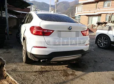 Photo 1 of 15: 2015 BMW X4 xDrive20d, VIN WBAXX1102F0L93035 — Korean insurance auction