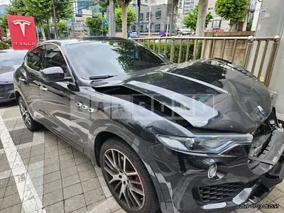 Photo 1 of 62: 2017 Maserati Levante — Korean insurance auction